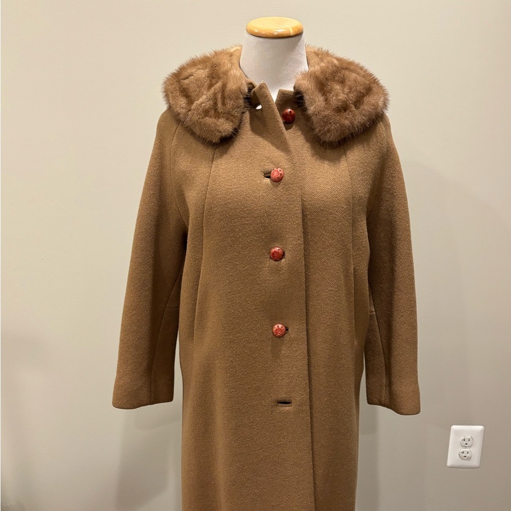 Vintage Tan Coat with Fur Collar